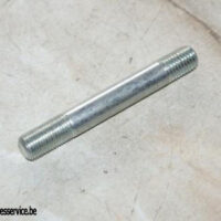 68-0079 - STUD - CYLINDERHEAD - LONG - A65 | BSA