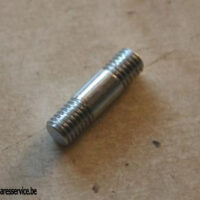 70-3858 - STUD - 1/4 CEI X 26 X1 - ROCKER - TRI 3TA & 500 | Triumph