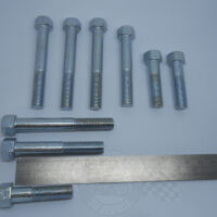 00-0122 - Iron head cylinder head bolt set A7/A10 (Standaard)